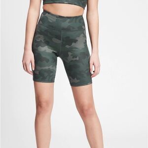 NWT Gap Fit Bike Shorts
